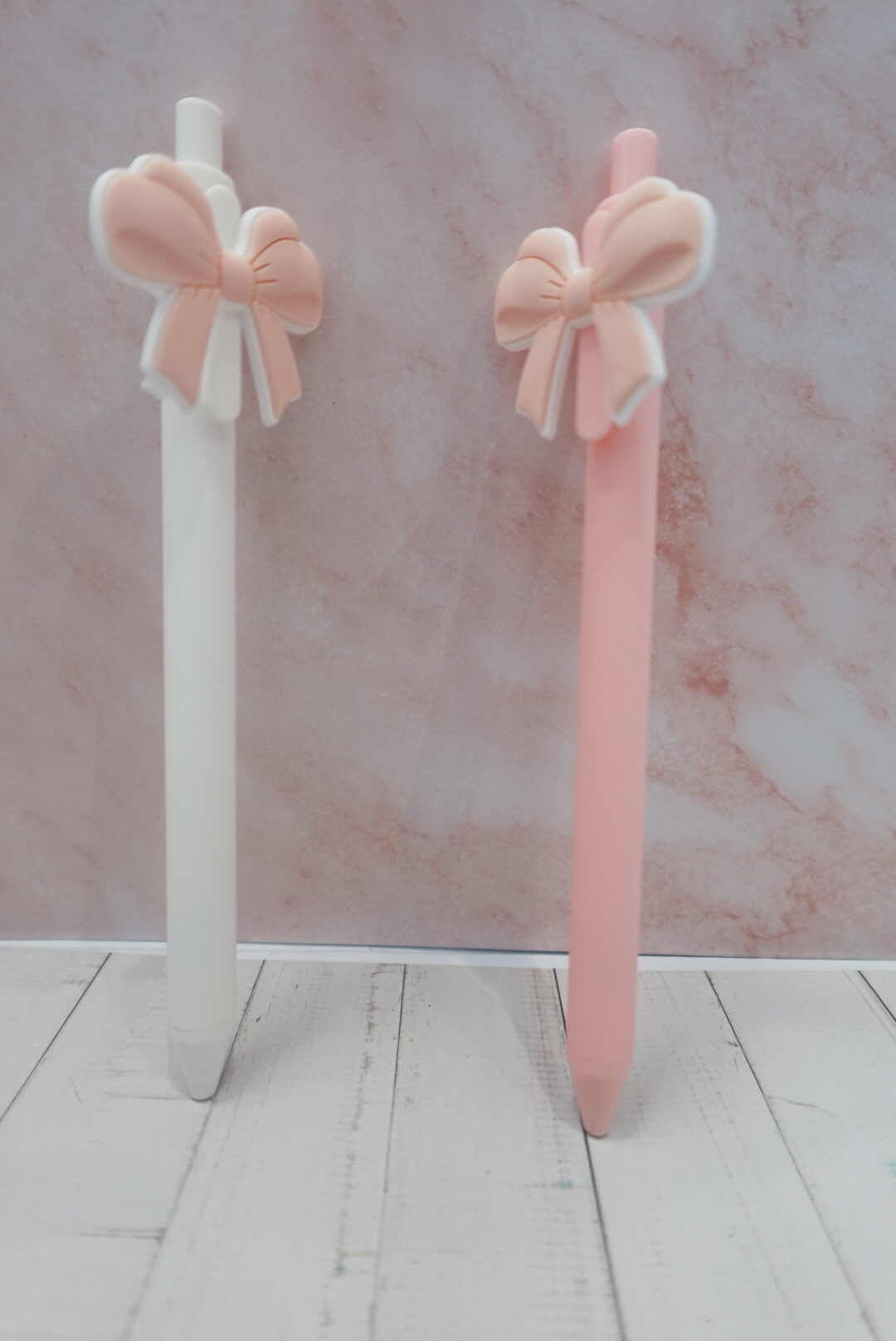 Bolígrafo de Gel Coquette con Lazo 3D - Imagen 2
