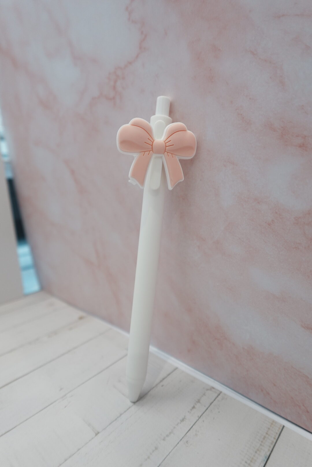 Bolígrafo de Gel Coquette con Lazo 3D - Imagen 3